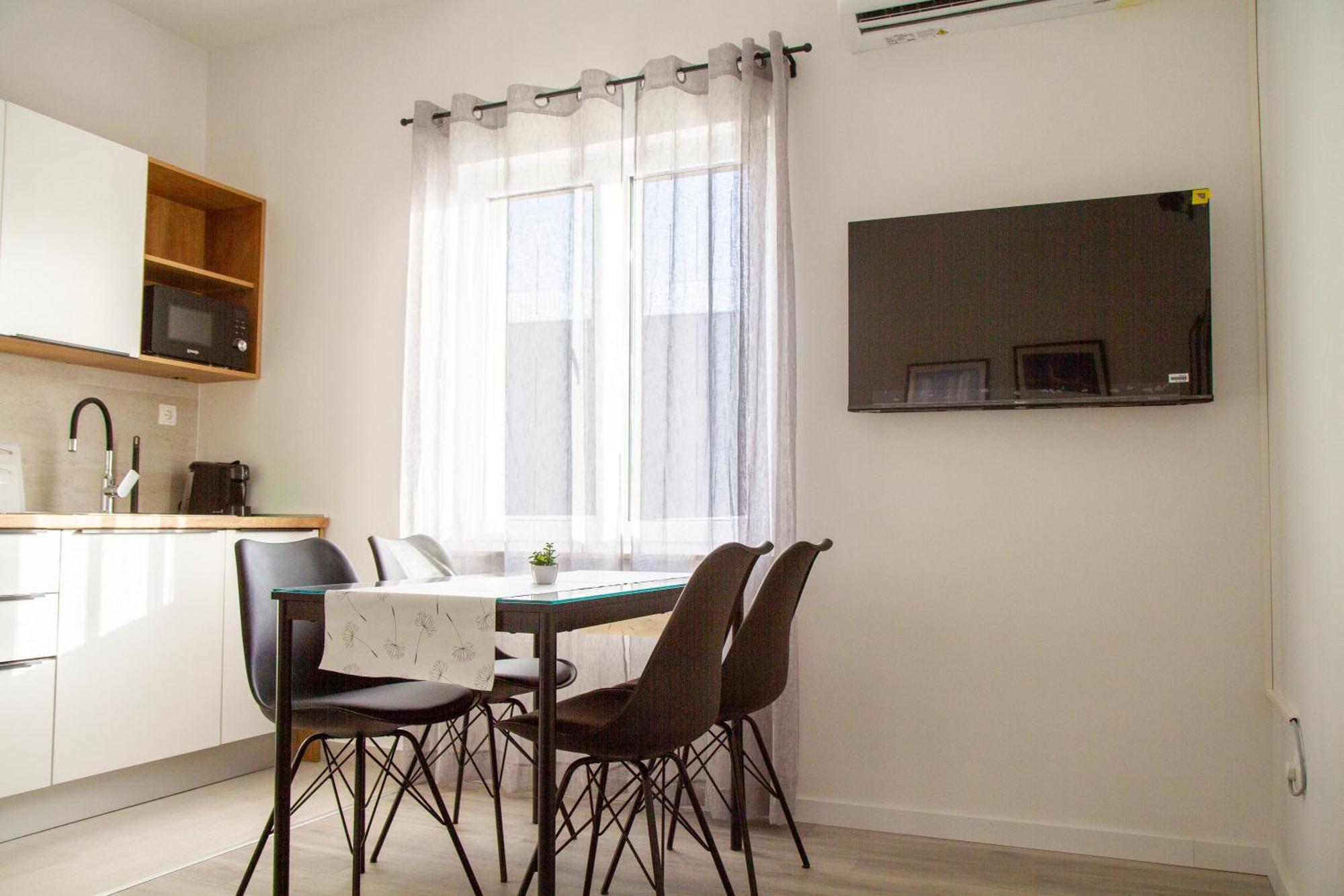 Seaside Gateway Apartment Kastela Ngoại thất bức ảnh