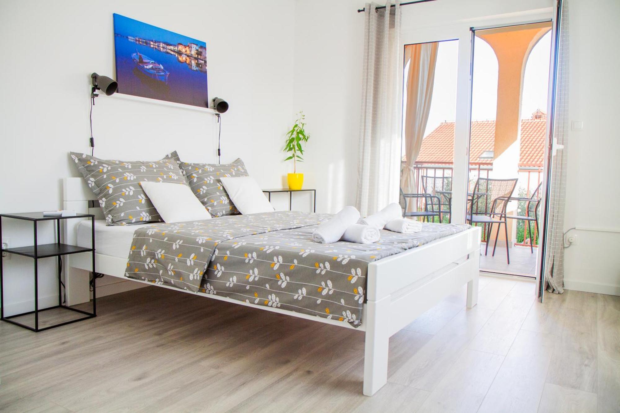 Seaside Gateway Apartment Kastela Ngoại thất bức ảnh